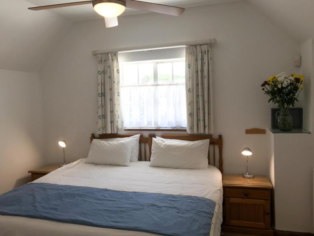 Howards End Manor B&B Fokváros Kültér fotó