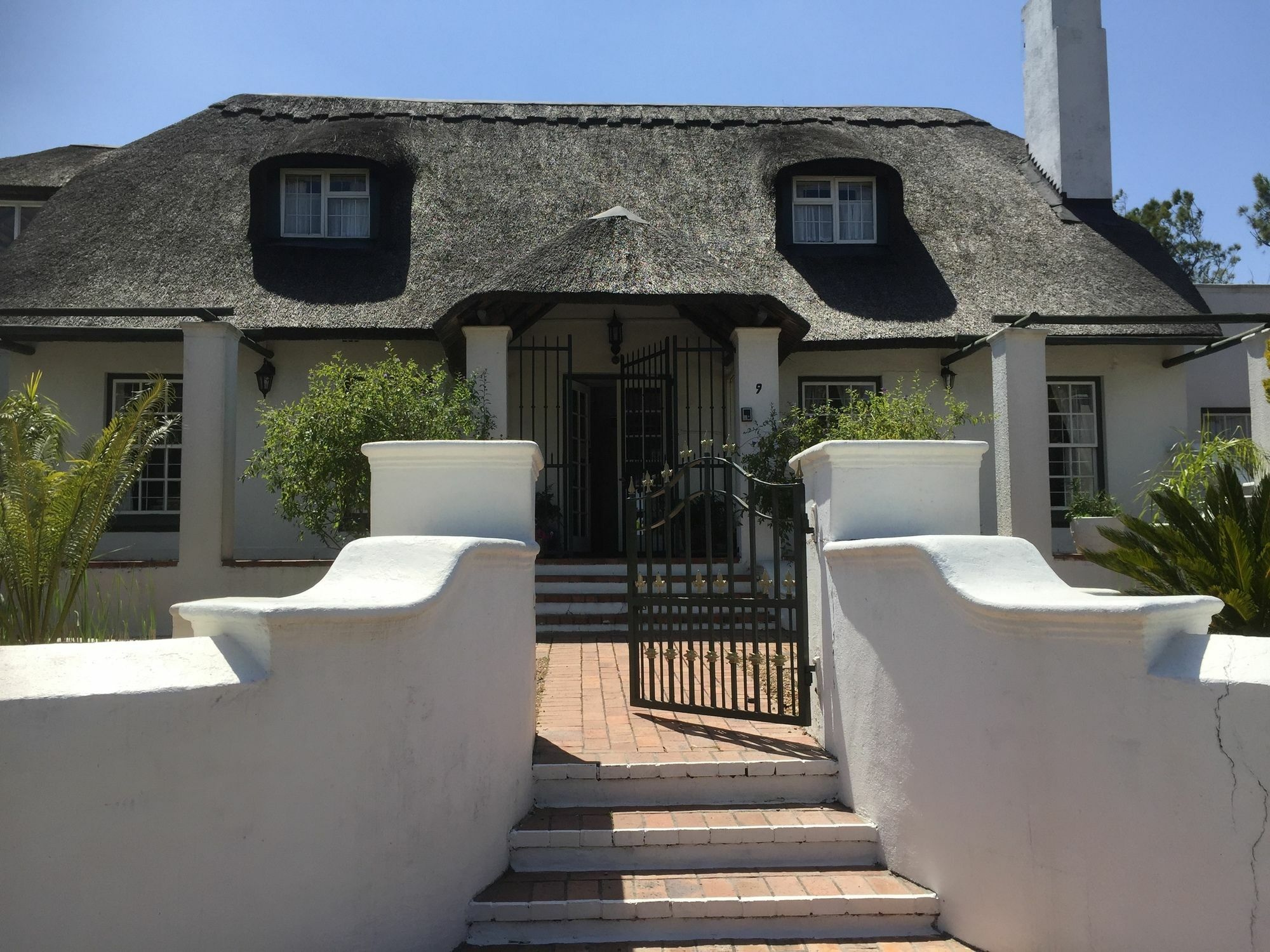 Howards End Manor B&B Fokváros Kültér fotó