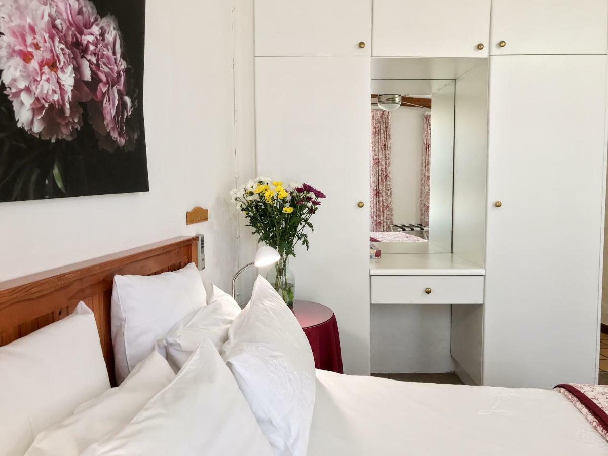 Howards End Manor B&B Fokváros Kültér fotó