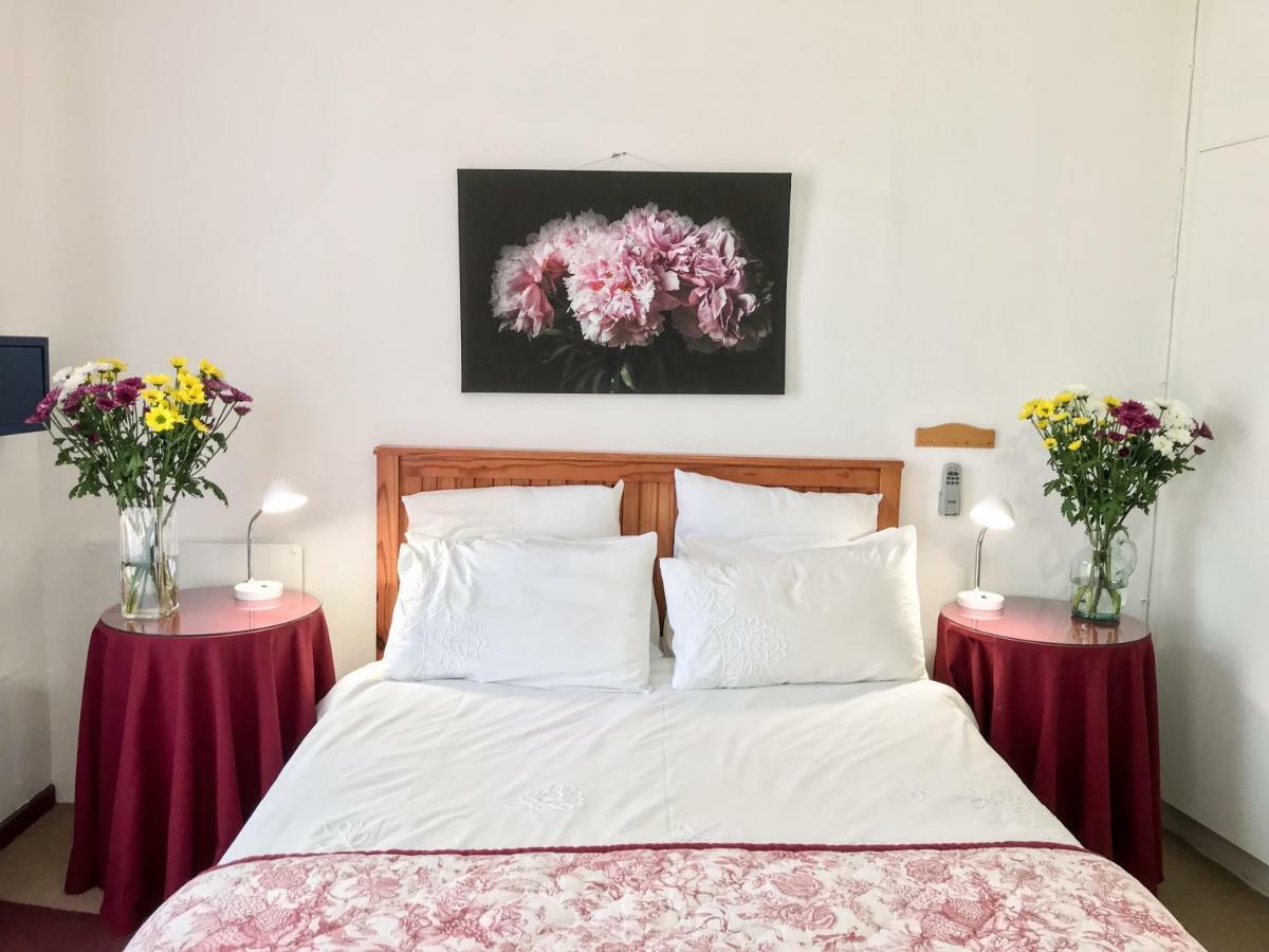 Howards End Manor B&B Fokváros Kültér fotó