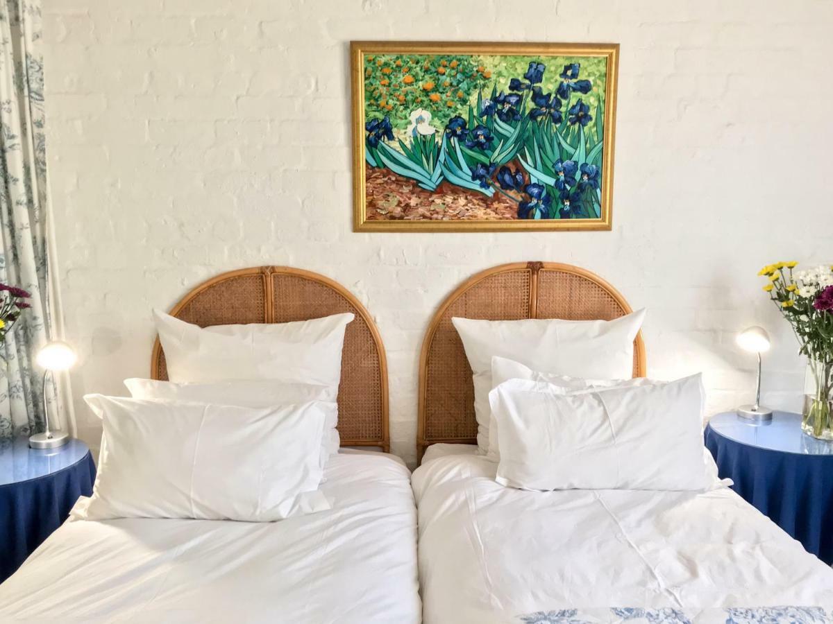 Howards End Manor B&B Fokváros Kültér fotó